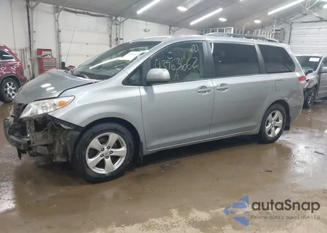 2014 Toyota Sienna Le V6 8 Passenger из США, поврежденный, VIN 5TDKK3DC9ES525054